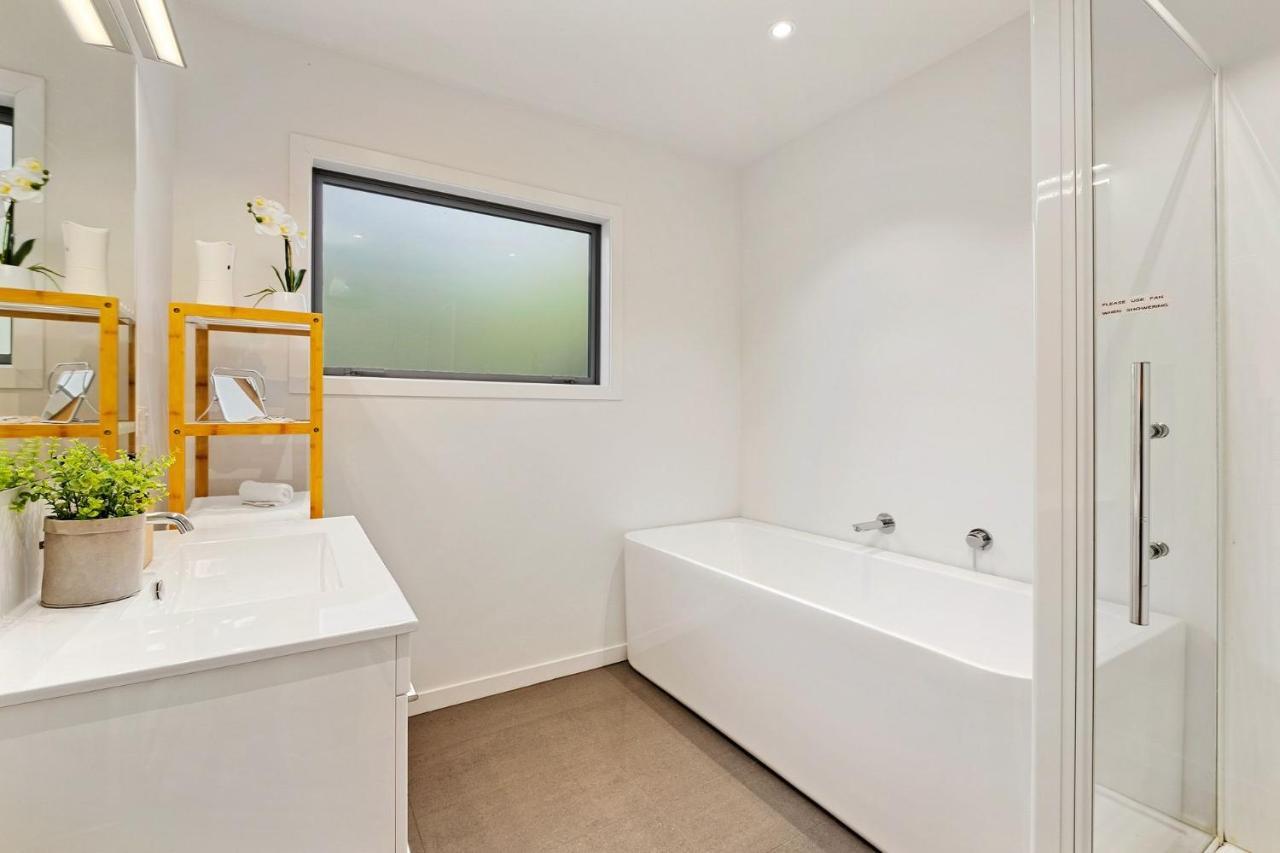 Queenstown Lakefront Dream 4 Bed المظهر الخارجي الصورة