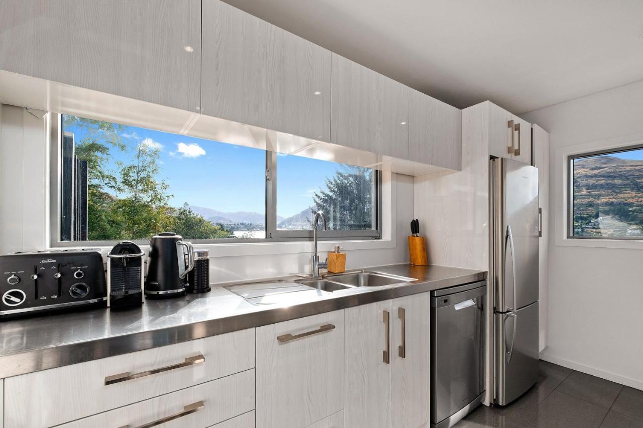 Queenstown Lakefront Dream 4 Bed المظهر الخارجي الصورة